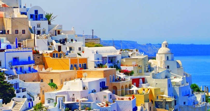 Yunanistan’ın Ekonomisi Turizm ve  Golden Visa Programlarıyla Kuvvetleniyor